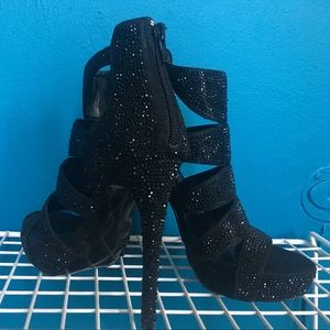 COPY - Sexy Shiny Black SPYCEE-R Steve Madden Heels